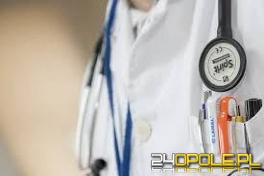 Gdzie szukać pomocy medycznej w czasie świąt i okresie noworocznym