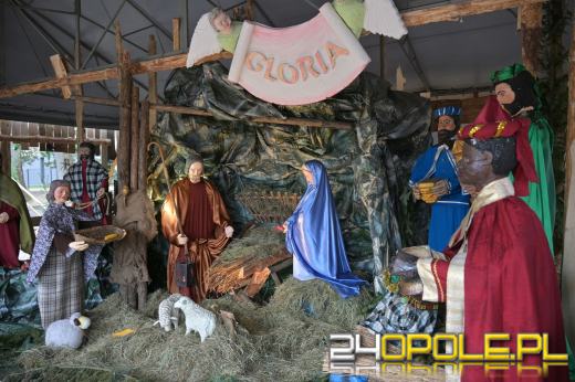 Dziś kolędowanie przy szczepanowickiej szopce. Widzieliście już? 