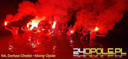 Noworoczne morsowanie na Bolko. Mróz im nie straszny 