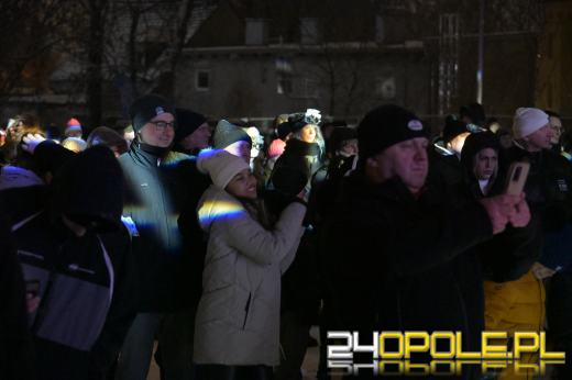 Morsowanie, koncert i ognisko na szczycie. Tak witaliście Nowy Rok 