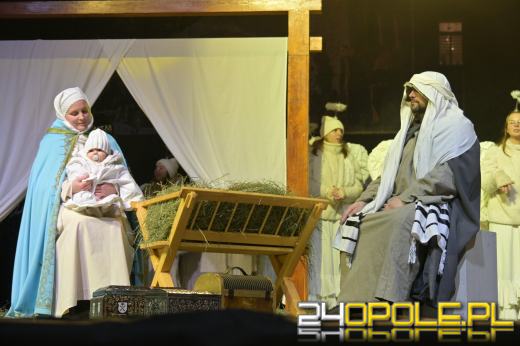 Trzej Królowie przeszli ulicami Opola. Orszak po raz trzynasty