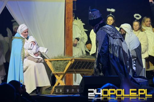 Trzej Królowie przeszli ulicami Opola. Orszak po raz trzynasty