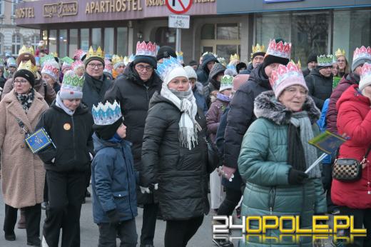 Trzej Królowie przeszli ulicami Opola. Orszak po raz trzynasty