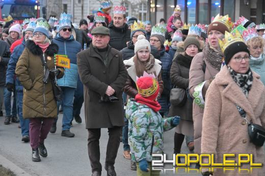 Trzej Królowie przeszli ulicami Opola. Orszak po raz trzynasty