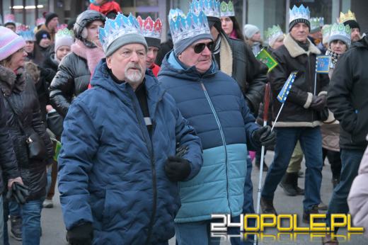 Trzej Królowie przeszli ulicami Opola. Orszak po raz trzynasty