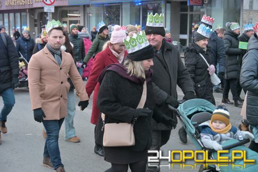 Trzej Królowie przeszli ulicami Opola. Orszak po raz trzynasty