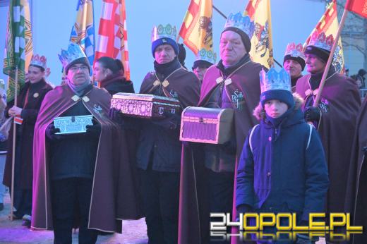 Trzej Królowie przeszli ulicami Opola. Orszak po raz trzynasty