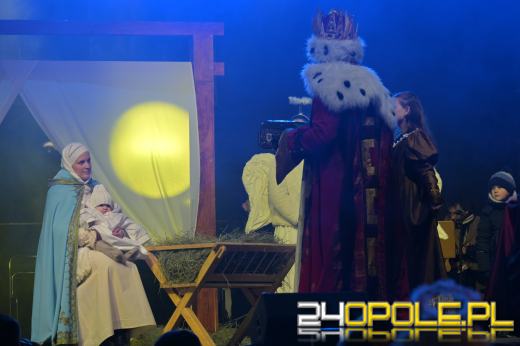 Trzej Królowie przeszli ulicami Opola. Orszak po raz trzynasty
