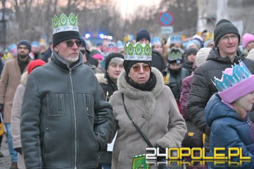 Trzej Królowie przeszli ulicami Opola. Orszak po raz trzynasty