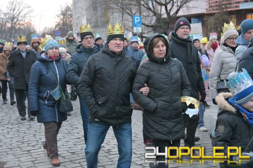 Trzej Królowie przeszli ulicami Opola. Orszak po raz trzynasty