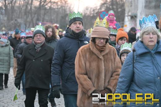 Trzej Królowie przeszli ulicami Opola. Orszak po raz trzynasty