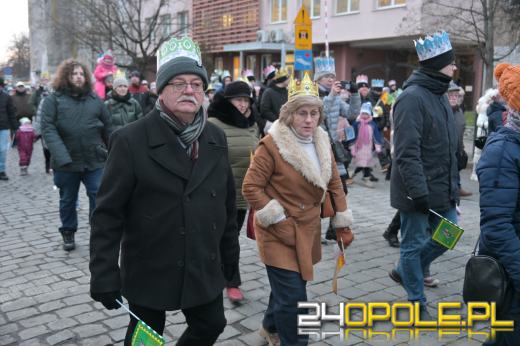 Trzej Królowie przeszli ulicami Opola. Orszak po raz trzynasty