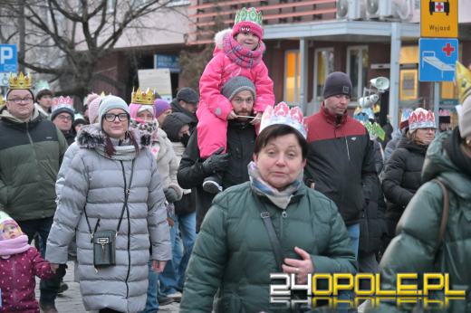 Trzej Królowie przeszli ulicami Opola. Orszak po raz trzynasty