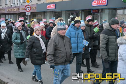 Trzej Królowie przeszli ulicami Opola. Orszak po raz trzynasty