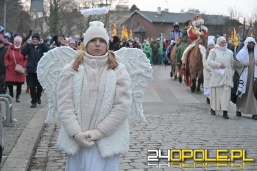 Trzej Królowie przeszli ulicami Opola. Orszak po raz trzynasty