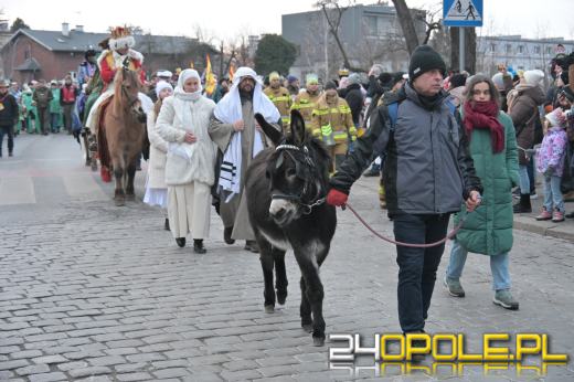 Trzej Królowie przeszli ulicami Opola. Orszak po raz trzynasty