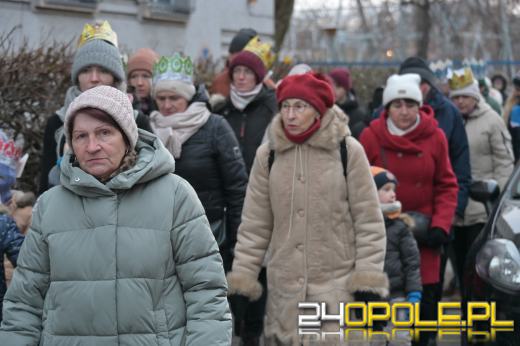 Trzej Królowie przeszli ulicami Opola. Orszak po raz trzynasty