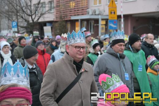 Trzej Królowie przeszli ulicami Opola. Orszak po raz trzynasty