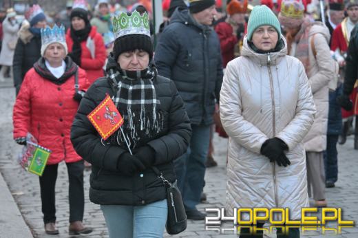 Trzej Królowie przeszli ulicami Opola. Orszak po raz trzynasty
