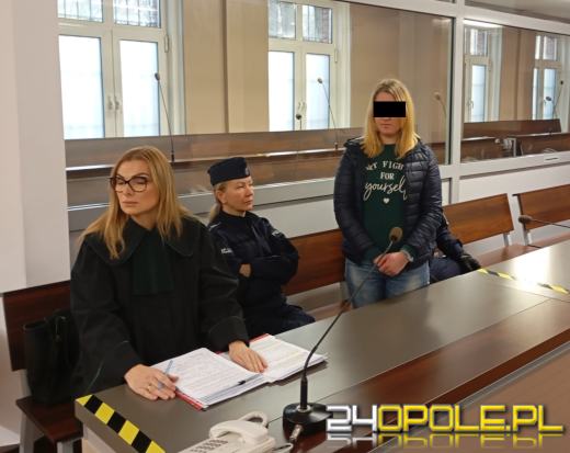 Proces o usiłowanie zabójstwa partnera matki. 20-latka zasiadła na ławie oskarżonych