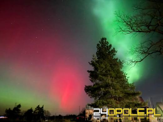 Zorza polarna widoczna w całym kraju. Galeria Waszych zdjęć