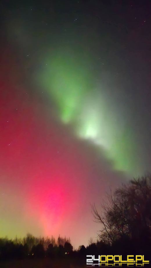Zorza polarna widoczna w całym kraju. Galeria Waszych zdjęć