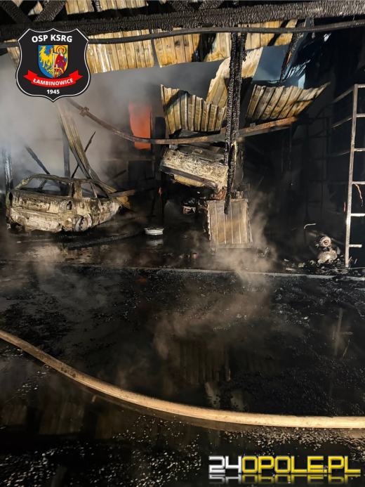 Pożar warsztatu samochodowego w Malerzowicach Wielkich. Wewnątrz dwa samochody 