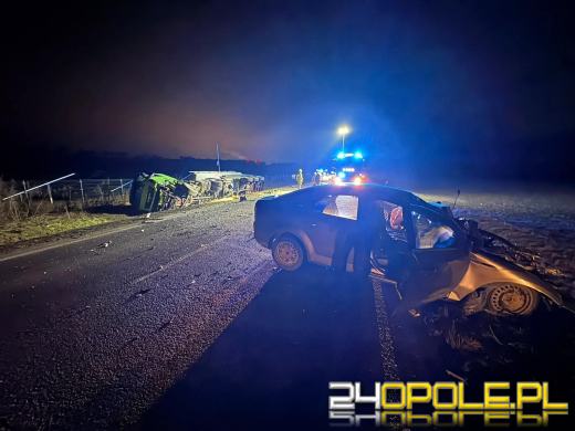 Zderzenie osobówki z ciężarówką  w Choruli. Nie żyje jedna osoba