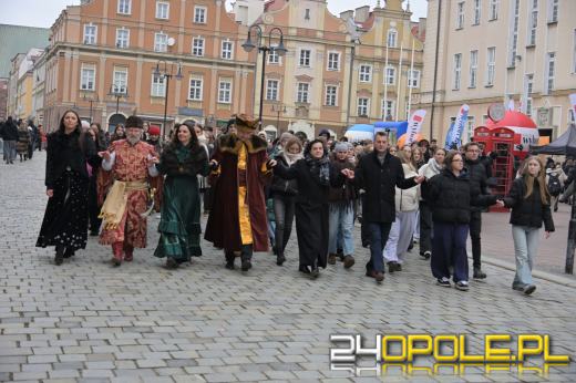 24. Polonez Maturzystów w Opolu. Ostatnia prosta przed maturą (WIDEO)