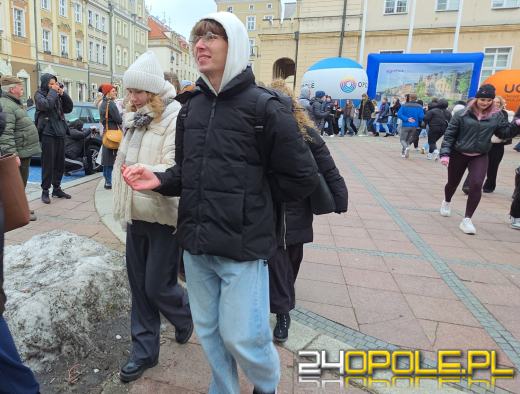 24. Polonez Maturzystów w Opolu. Ostatnia prosta przed maturą (WIDEO)