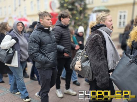 24. Polonez Maturzystów w Opolu. Ostatnia prosta przed maturą (WIDEO)