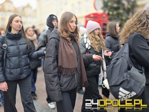 24. Polonez Maturzystów w Opolu. Ostatnia prosta przed maturą (WIDEO)