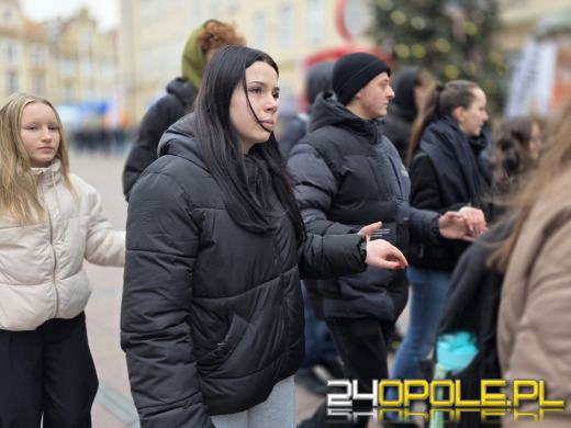 24. Polonez Maturzystów w Opolu. Ostatnia prosta przed maturą (WIDEO)