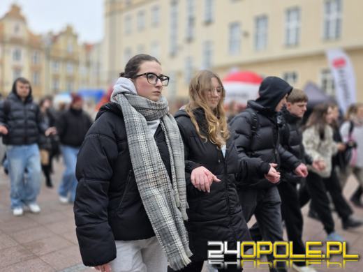 24. Polonez Maturzystów w Opolu. Ostatnia prosta przed maturą (WIDEO)