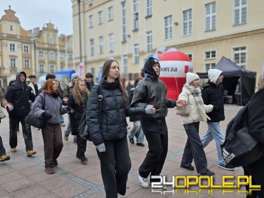 24. Polonez Maturzystów w Opolu. Ostatnia prosta przed maturą (WIDEO)