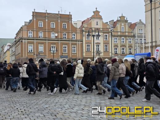 24. Polonez Maturzystów w Opolu. Ostatnia prosta przed maturą (WIDEO)