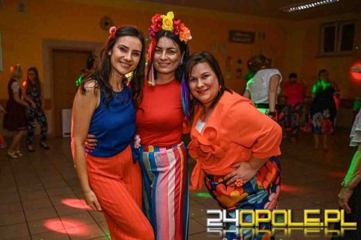 XIV Babski Comber w Karczowie. "Kolorowe Jarmarki" przyciągnęły mieszkanki