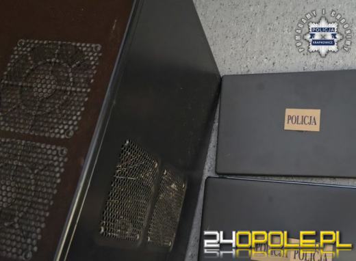 Nagrywał i robił zdjęcia dzieciom w sklepowej toalecie