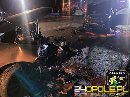 Wypadek na obwodnicy Opola. Zderzenie czterech aut, pięć osób rannych
