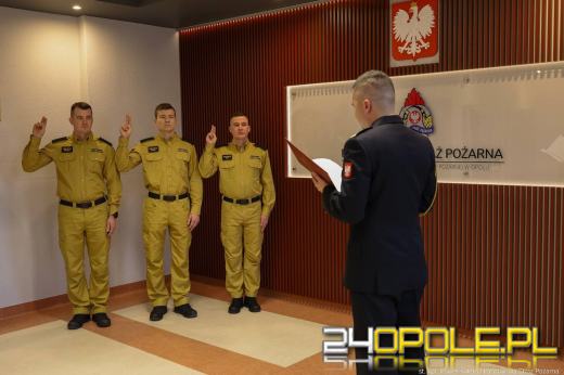 Trzech nowych strażaków złożyło ślubowanie w Opolu