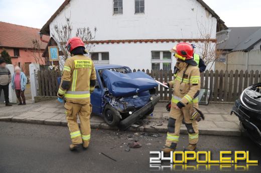Wypadek na ul. Wrocławskiej w Opolu. Jedna osoba w szpitalu