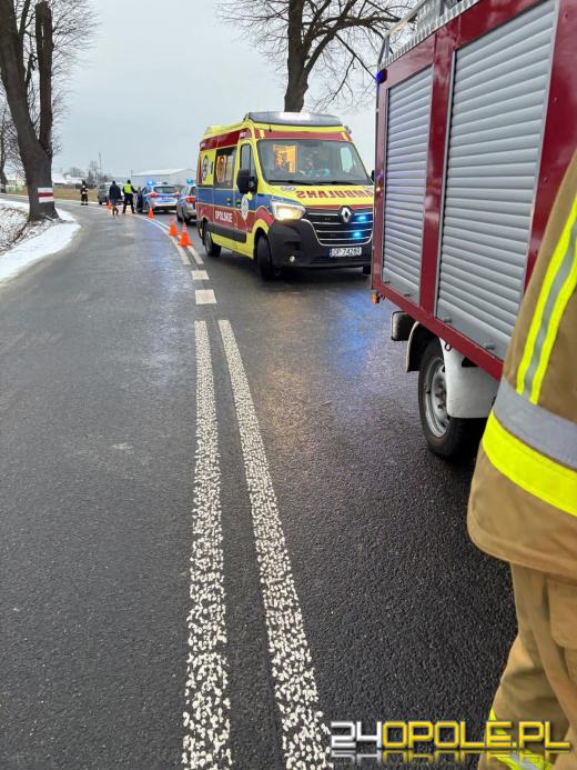 Trzy zdarzenia drogowe w regionie. A4, DK46 i Kadłub Turawski. Lądował śmigłowiec LPR