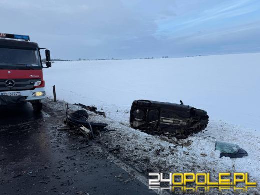 Zderzenie trzech aut na DK45. Ruch wahadłowy w Polskiej Cerekwi