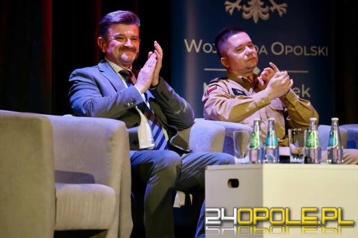 Jak reagować w sytuacji zagrożenia? Spotkanie o bezpieczeństwie w Ozimku