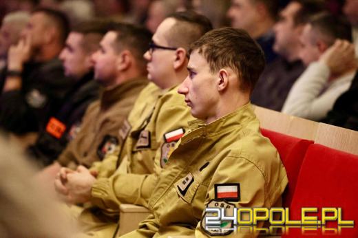 Jak reagować w sytuacji zagrożenia? Spotkanie o bezpieczeństwie w Ozimku