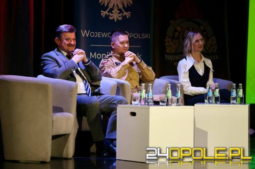 Jak reagować w sytuacji zagrożenia? Spotkanie o bezpieczeństwie w Ozimku