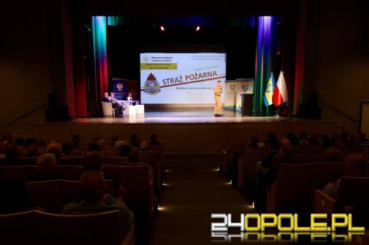 Jak reagować w sytuacji zagrożenia? Spotkanie o bezpieczeństwie w Ozimku