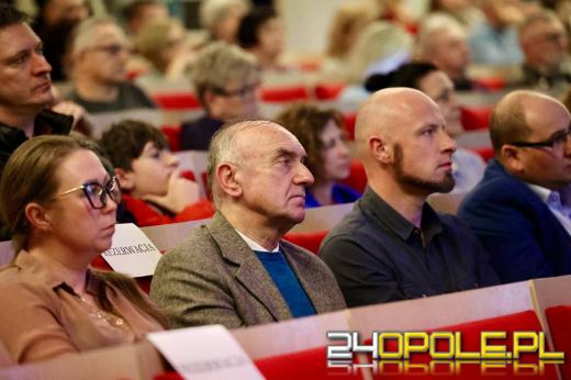 Jak reagować w sytuacji zagrożenia? Spotkanie o bezpieczeństwie w Ozimku