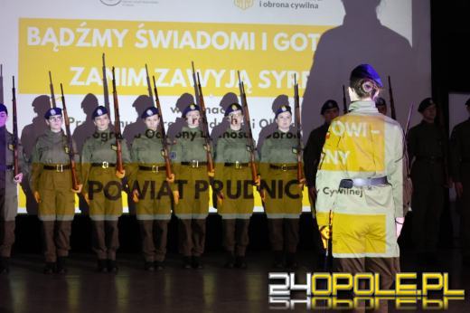 Spotkanie o bezpieczeństwie i reagowaniu kryzysowym w Krapkowicach