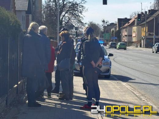 10-latek oparł się o ogrodzenie. Pies złapał go zębami